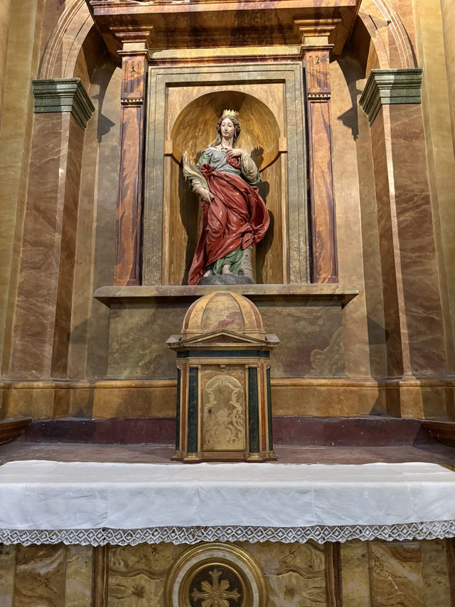 Quiet Beauty in Autumn