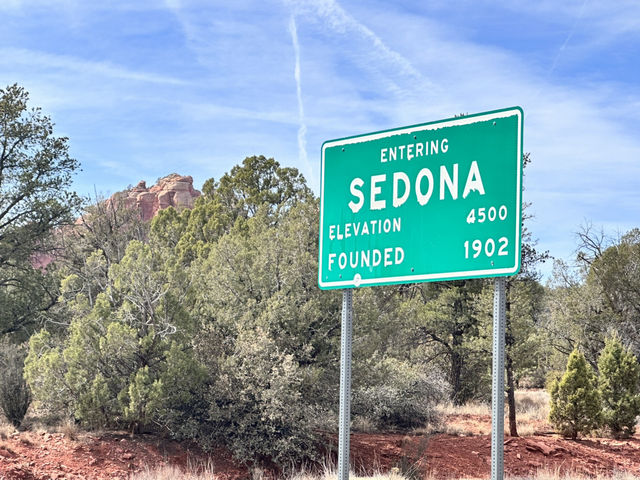 Sedona a place to hike, relax and enjoy the peace and beauty of nature