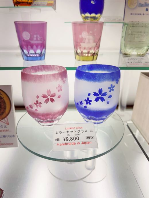 🌈 小樽のガラス工芸の魔法：グラデーションボウルと堺町の魅力