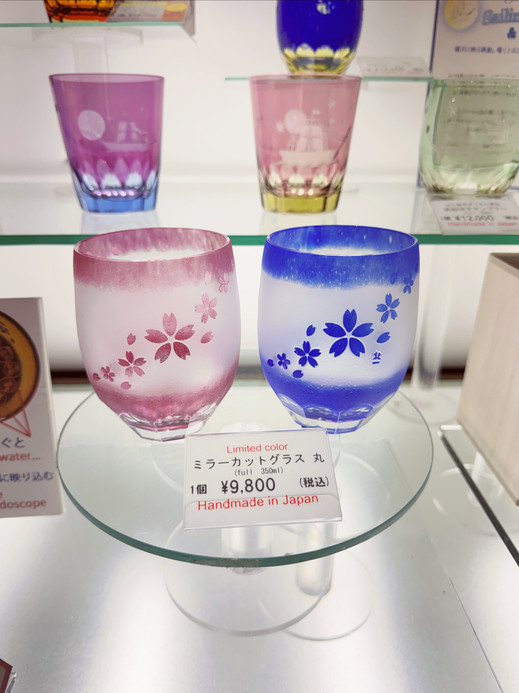 🌈 小樽のガラス工芸の魔法：グラデーションボウルと堺町の魅力