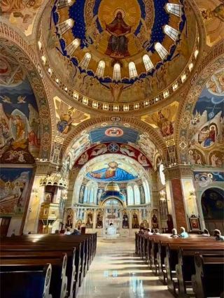 Debrecen’s Dazzling Greek Catholic Cathedral: A Must-See Blend of History & Insta-Worthy Architecture 💒✨