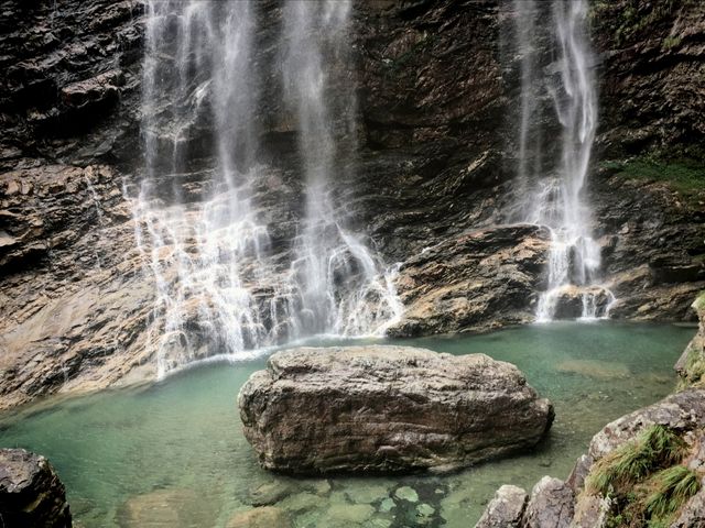 江西廬山,不識廬山真面目,只緣身在此山中