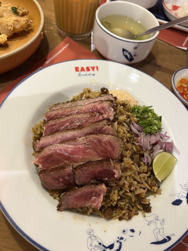 曼谷必食｜超火牛排糯米炒飯！下次還要再去