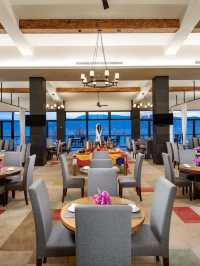 🌄✨ Shangri-La's Hidden Gem: Highland Villa Hotel 🏨🍃