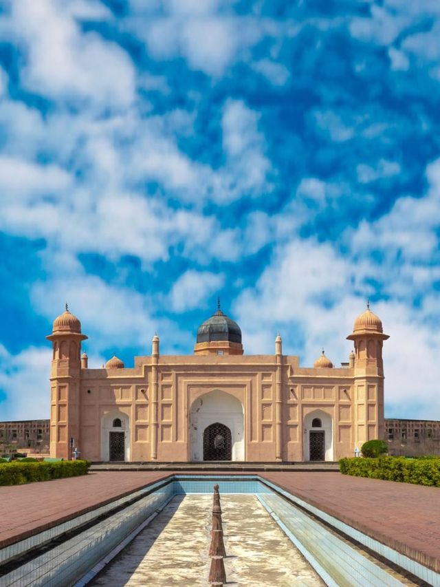 🌟 Dhaka's Dazzling Stay: InterContinental Hotel 🌟