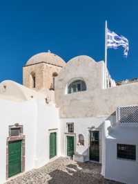 🌅 Santorini Sunset Dreams: Stay at Fanari Villas 🏨