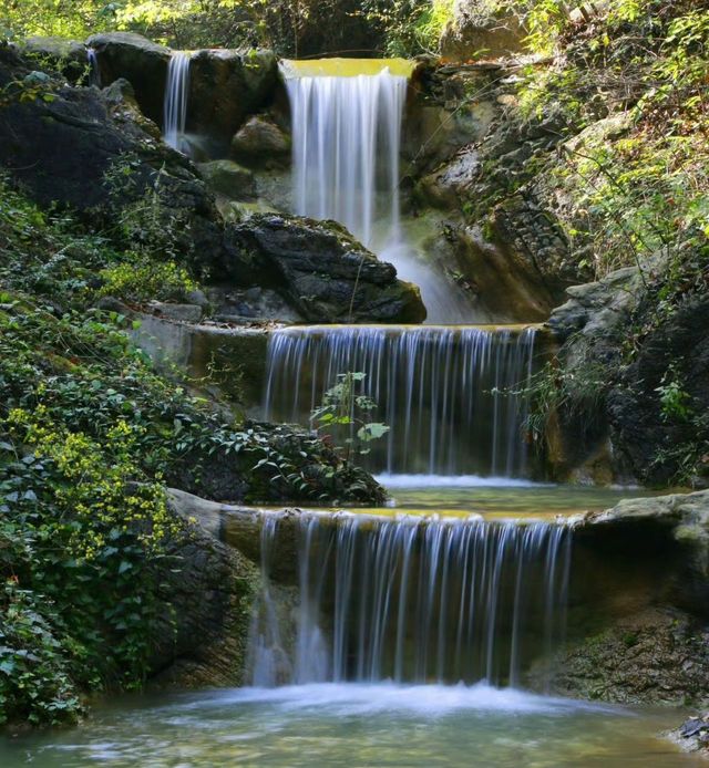 湖北香香水河丨"楚天九寨溝""小庐山"，係湖北著名嘅避暑勝地。