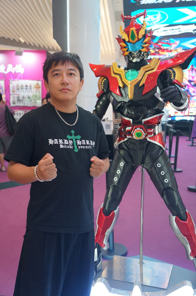 超燃鎧甲勇士合體。