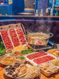 新店中央大街也能吃到潮汕牛肉火鍋啦！！。