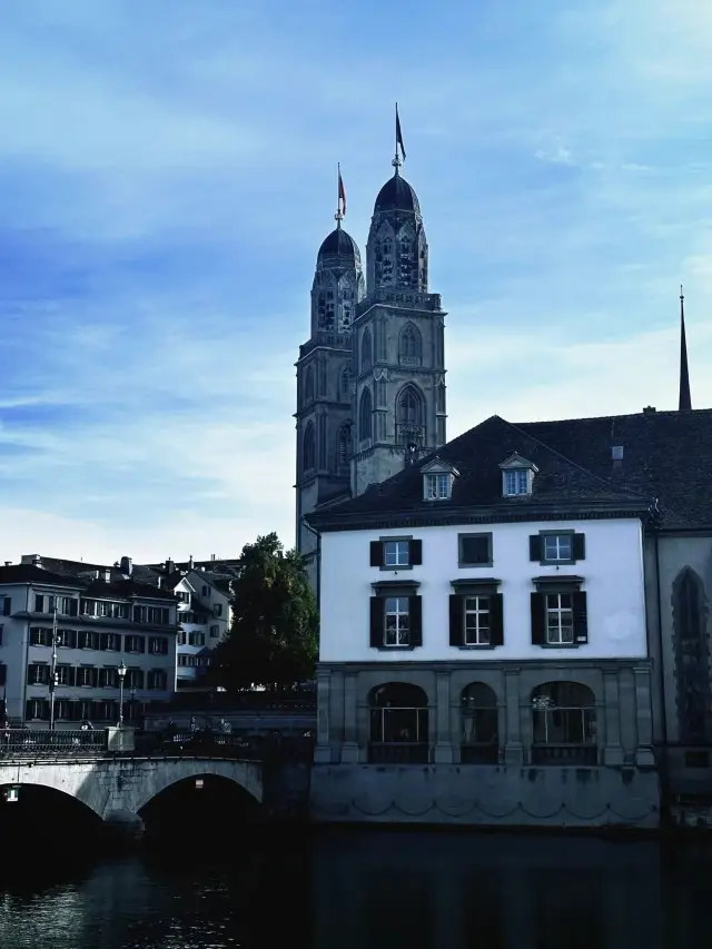 Switzerland Zurich Travel Guide.