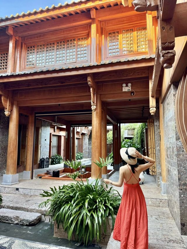 在麗江古城！能看到日出全景的寶藏院子！