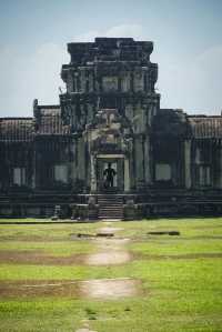 Angkor Wat and Phnom Penh: Unforgettable Khmer Memories