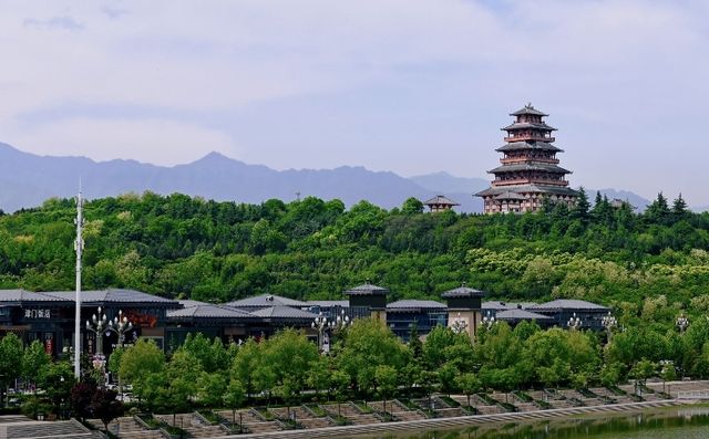 穿越千年，石鼓尋幽：中華石鼓園之旅