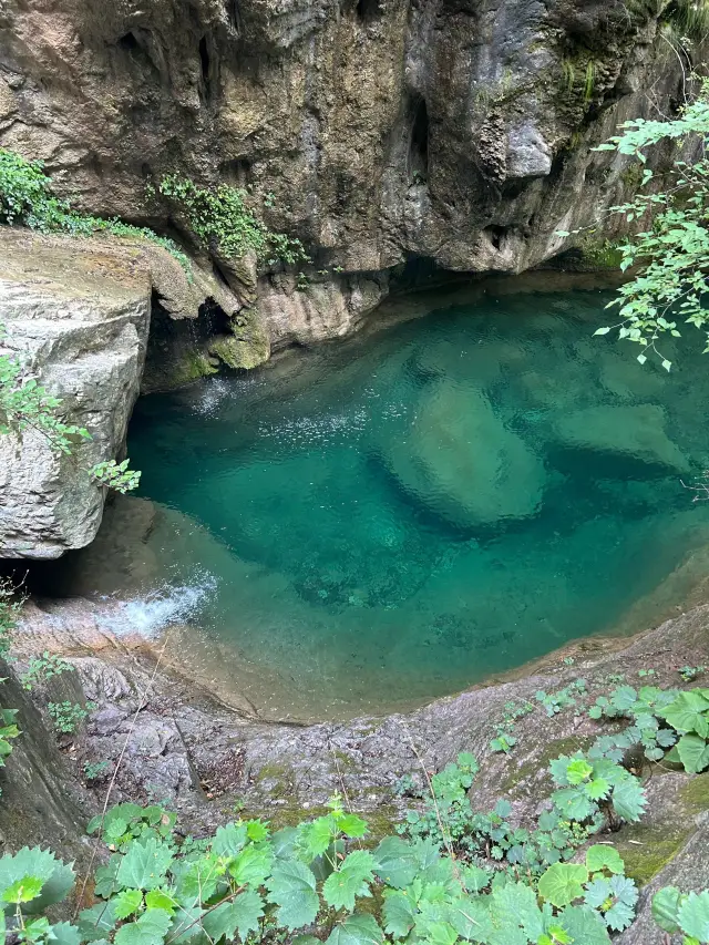 Henan Travel Guide: Zhengzhou, Luoyang, and Kaifeng