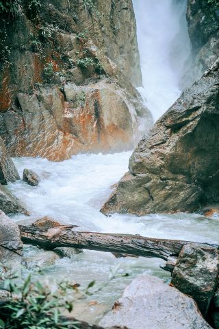 Half-day hike to Batu Bertenggek Waterfall, Kuala Lumpur weekend getaway