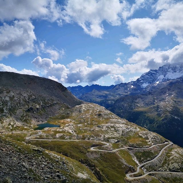 Alpine Hiking Adventures in Gran Paradiso National Park