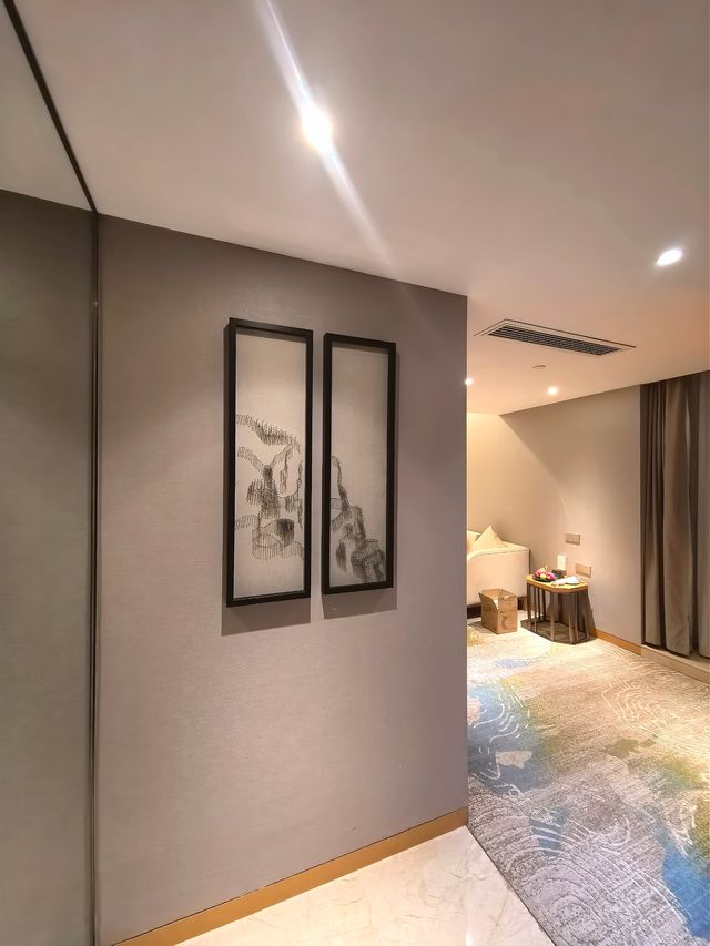 差不多等於白住？內江濱江假日酒店套房體驗