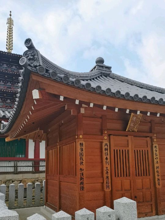 四天王寺深度遊覽攻略：游客親身體驗