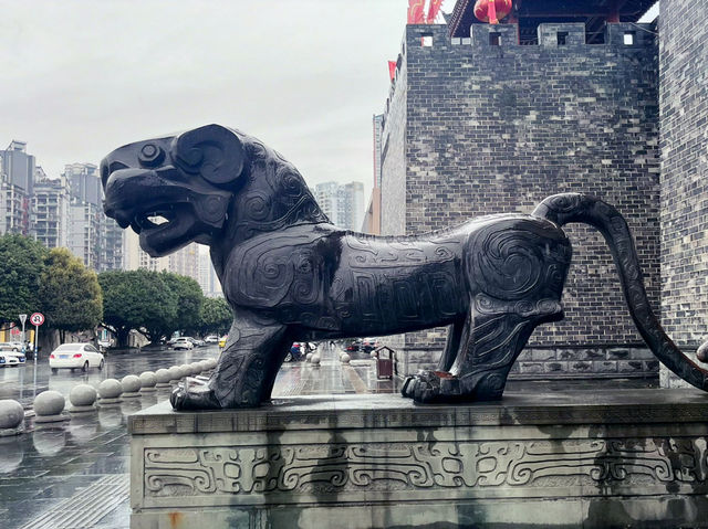 重慶市九龍坡區著名景點：巴國城，適合拍照打卡親子遊戲、週末閒暇度假地！