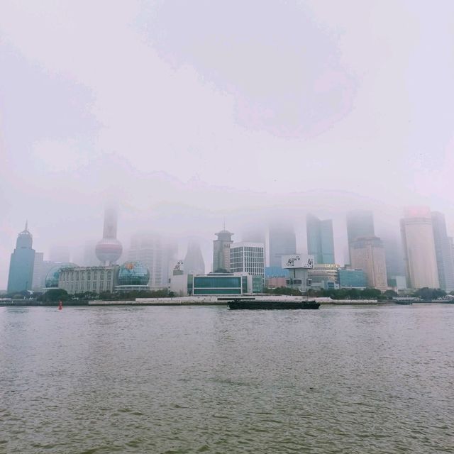 Shanghai shines through gloomy weather