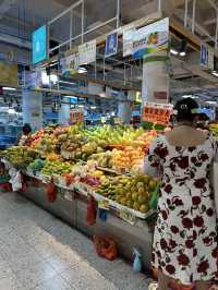 🎣🎣Market N1: Sanya’s Vibrant Fresh Produce Paradise* 🍍  