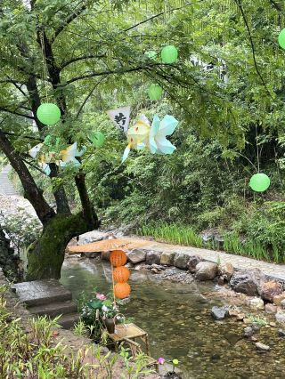 Lanxi's 24°C Summer | Mountain Water Play Guide for Families