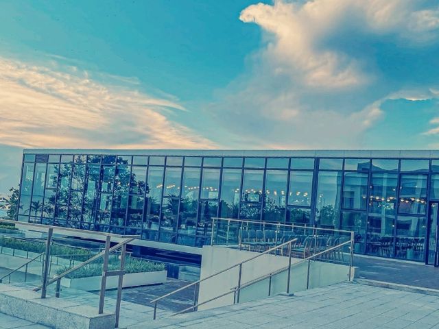 珠海帆酒店：海濱度假新驗