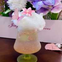 廈門松柏約會、過生日的湖邊漂亮店～