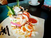 Pattaya's Seafood Feast: A Carnival of Crustaceans Under Neon Skies