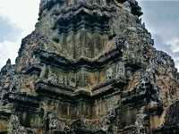 Exploring the Sacred Paths: Buddhist Pilgrimage Routes of Angkor Wat and Angkor Thom