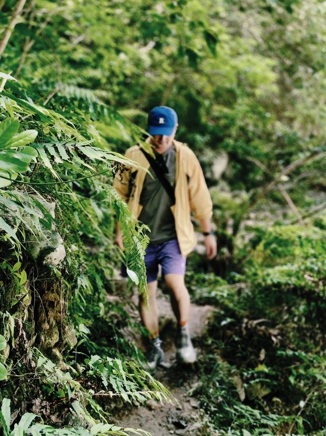 穿越秘境！貴州羊皮洞瀑布，深山冰島