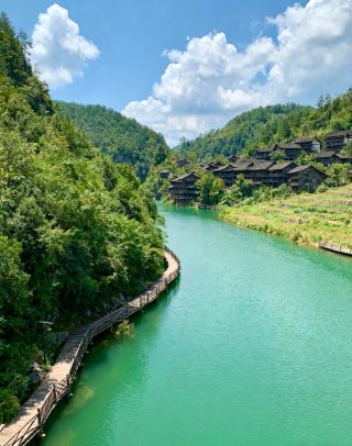 A Stunning Time Capsule of Peach Blossom Land! Wujiangzhai in Guizhou, a Breathing Qianbei Residential Cluster