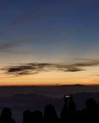 黃山絕美日出收割機！雲海+日出雙buff暴擊攻略！