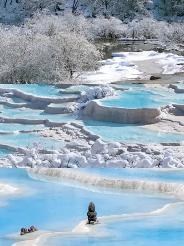 Winter Travel in Jiuzhai and Huanglong｜Post-Snow Wonderland Guide