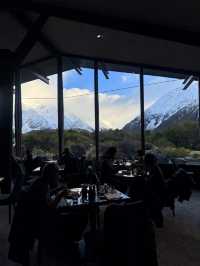 庫克山提前一年才能預約的百年雪山酒店