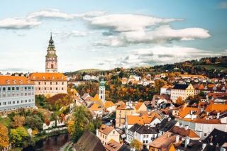 Explore 5 Eastern European countries in 13 days! Encounter the enchanting Schönbrunn Palace