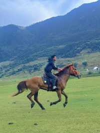 美得不像話雲南麗江也有自己的阿勒泰