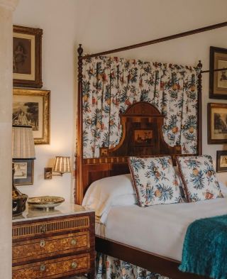 時を超えてスペイン17世紀の貴族邸宅に泊まる｜ソンネグランホテル