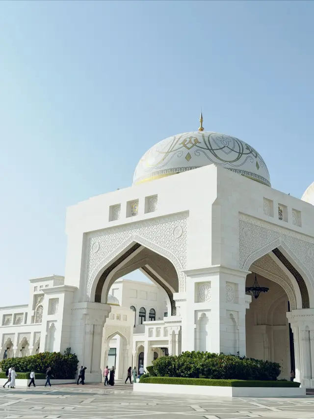 Abu Dhabi White Palace Secret Spot Check-in at the Presidential Palace
