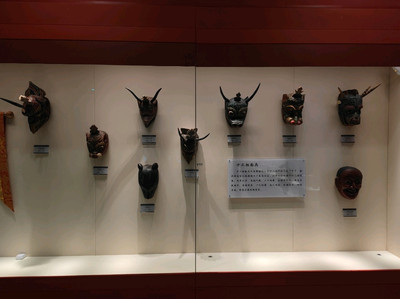 重慶の「三峡博物館」。 | Trip.com 重慶