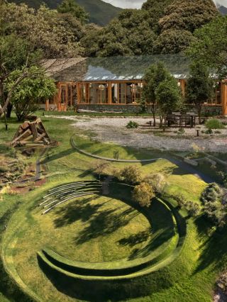 A hidden journey at the foot of Jade Dragon Snow Mountain, staying at Hylla Wuyulan, where ancient art and nature blend