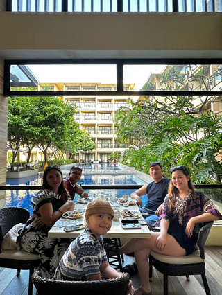 Relaxing Getaway with Excellent Service at Hennan Park