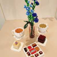 浪漫🈵️屋·樂高「花」現愛咖啡屋📍 Eslite Xinyi Store 誠品信義店