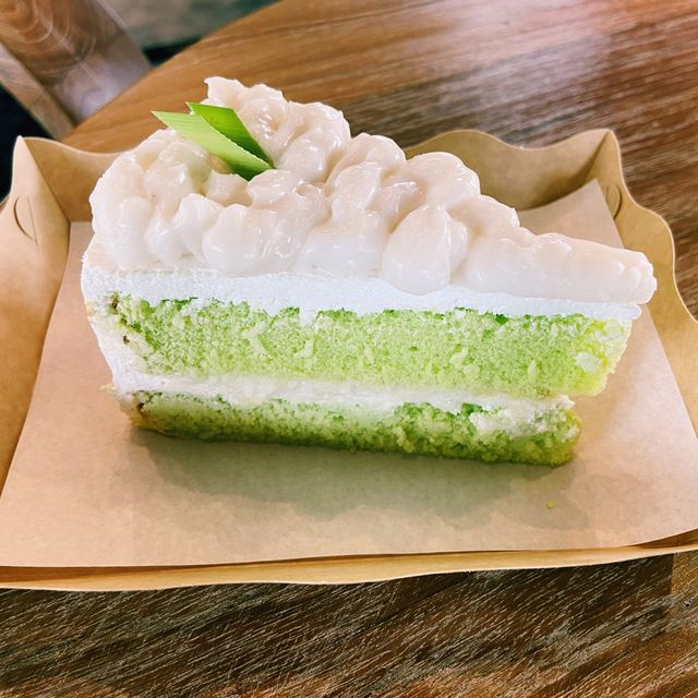 🌻 Lapuné Cafe and Scene  🌻