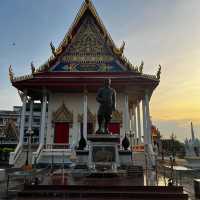 สุราษฏร์ธานี คืนเดียวก็เฟี้ยวได้