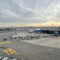 Newly renovated United Club lounge @ Newark