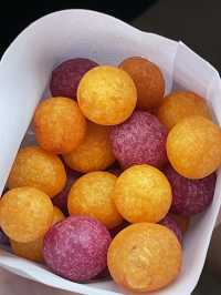 ตุ๊ก ขนมไข่เต่า ตลาดนัดเจริญสุข 
