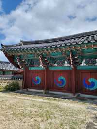 경남 유형문화재로 지정된 거제향교✨️