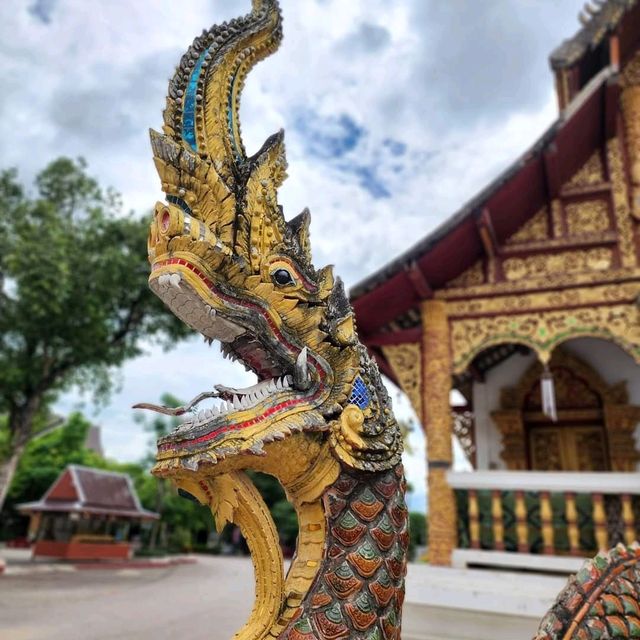 วัดเจดีย์เหลี่ยม (กู่คำหลวง) วัดเก่าแก่กว่า 735 ปี