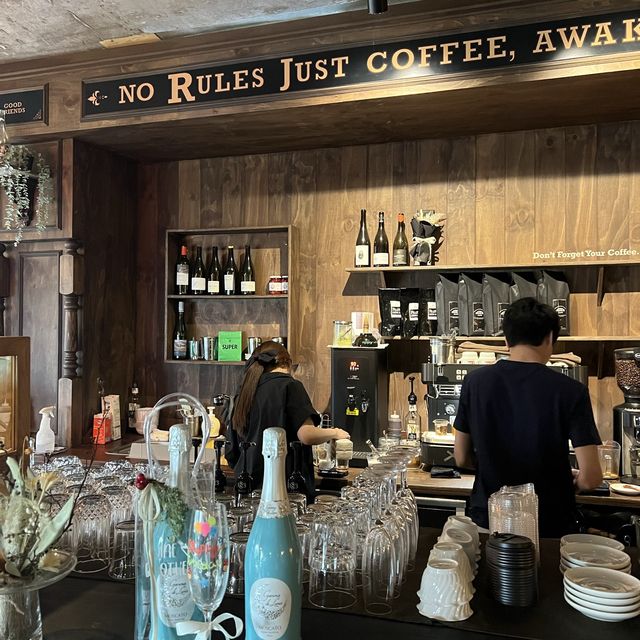 행궁동에서 브런치 먹었으면?! 커피도 마셔야죠? 여기 프랭크커핀바에서☕️